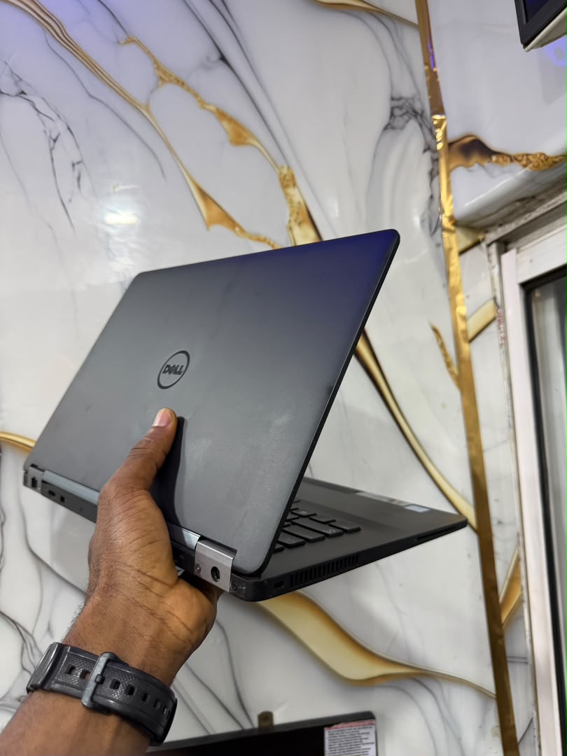 Dell Latitude 5470 14" Core i5 Laptop - 8GB RAM, 256GB SSD, Windows 11