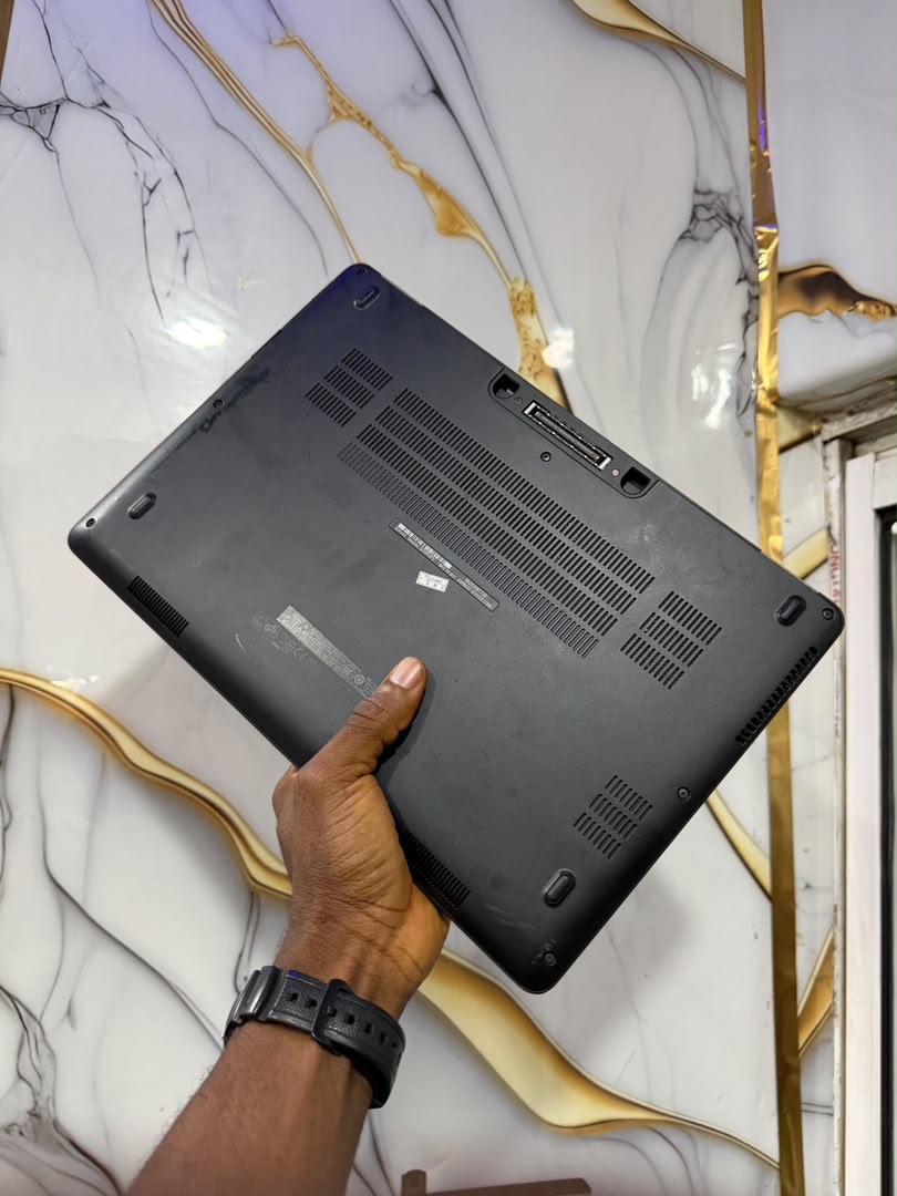 Dell Latitude 5470 14" Core i5 Laptop - 8GB RAM, 256GB SSD, Windows 11